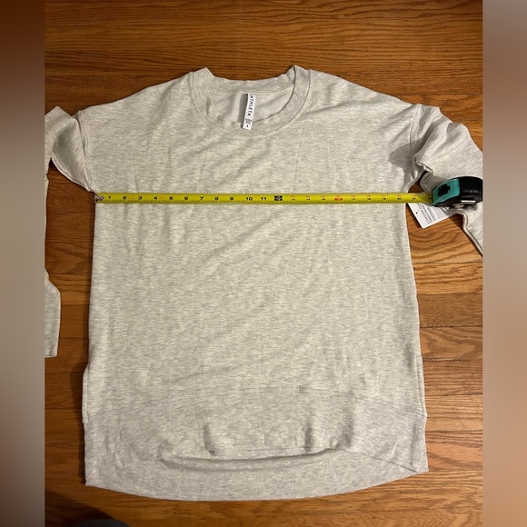 Athleta Coaster Luxe Sweatshirt, Gray, Small - NWT - Picture 5 of 6